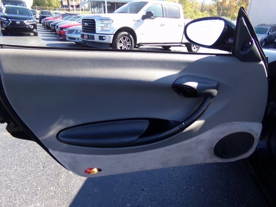 1997 Porsche 986 Boxster - Image 12 of 20
