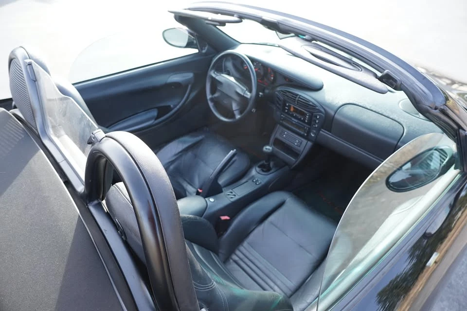 1997 Porsche 986 Boxster - Image 11 of 16