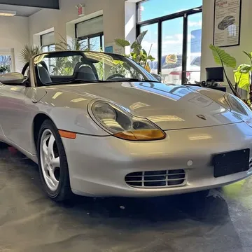 1997 Porsche Boxster 2dr Roadster w/Tiptronic