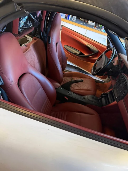1997 Porsche 986 Boxster - Image 7 of 11