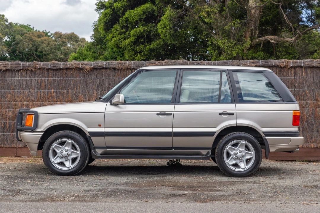 1997 Land Rover Range Rover P38A - Image 11 of 31