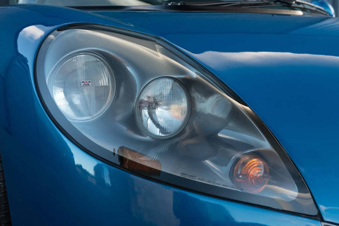 1997 Renault Spider - Image 29 of 31