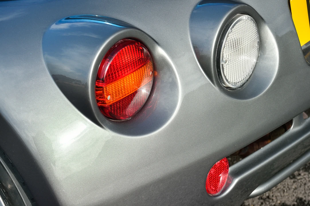 1997 Renault Spider - Image 25 of 31