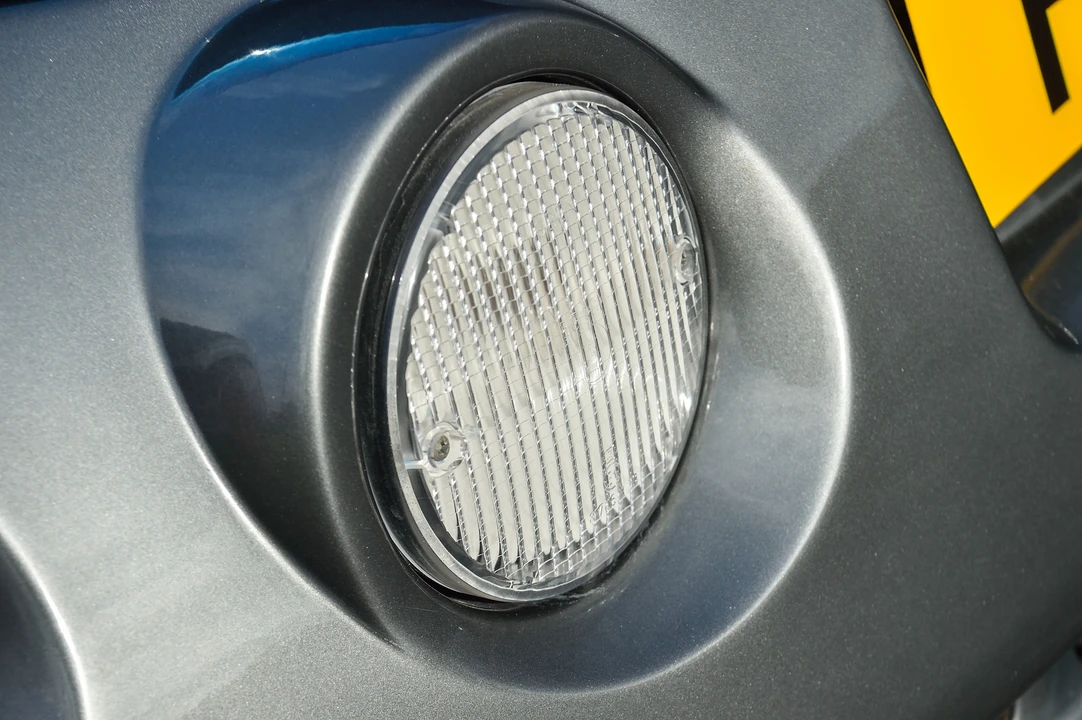 1997 Renault Spider - Image 27 of 31