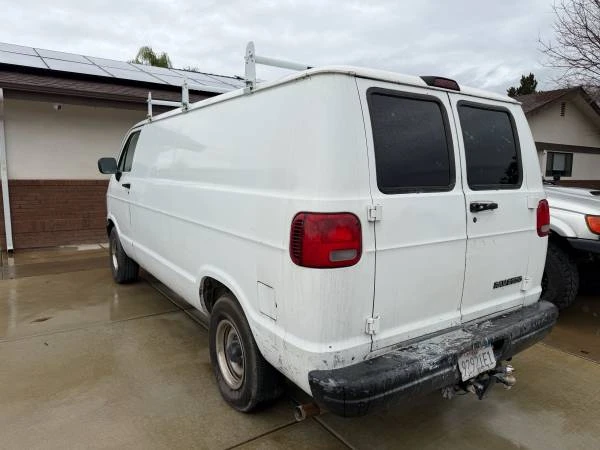 1997 Dodge Ram Van - Image 5 of 11