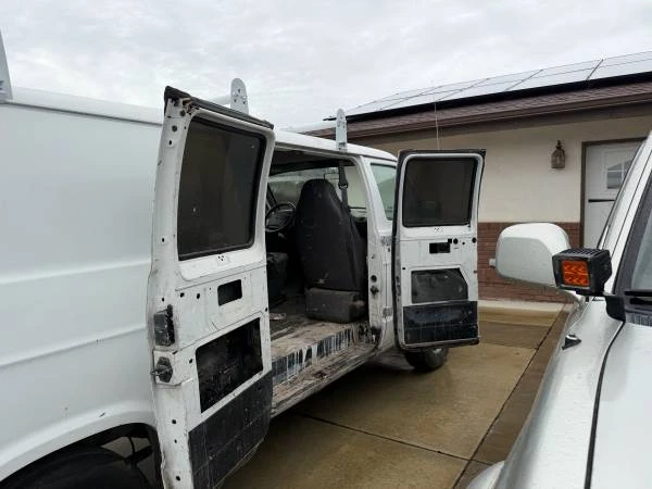 1997 Dodge Ram Van - Image 6 of 11