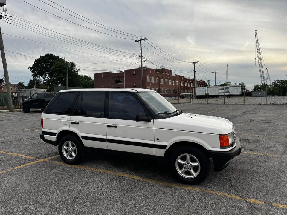 1997 Land Rover Range Rover P38A - Image 17 of 31