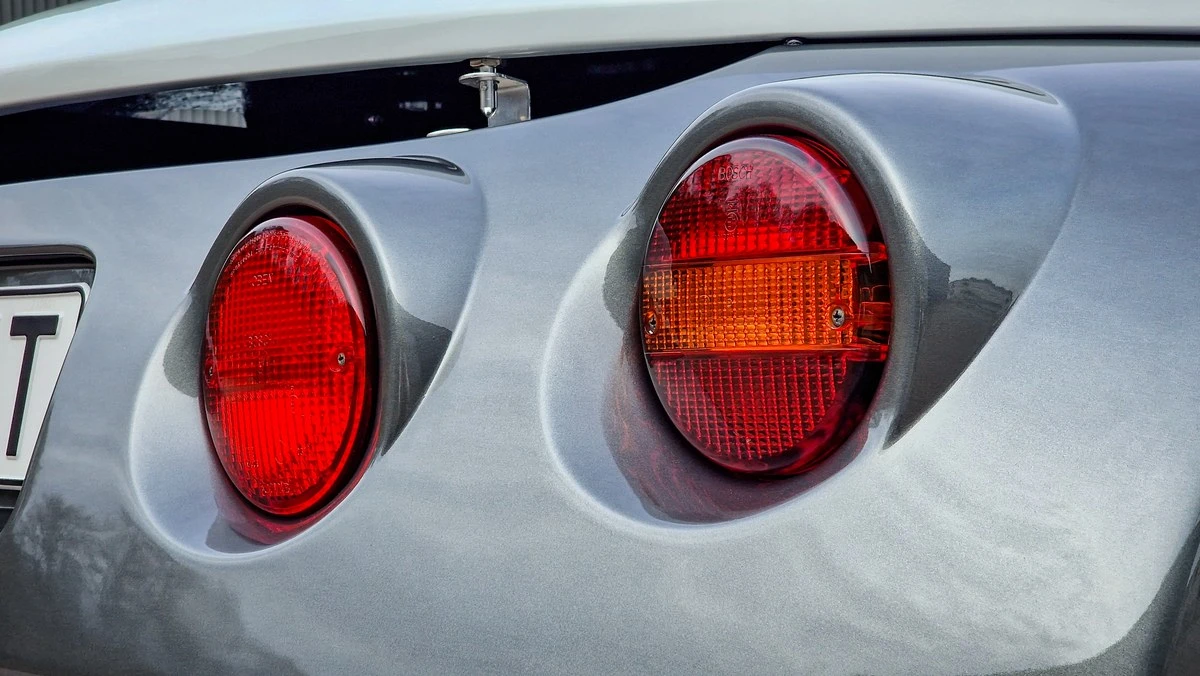 1997 Renault Spider - Image 8 of 30