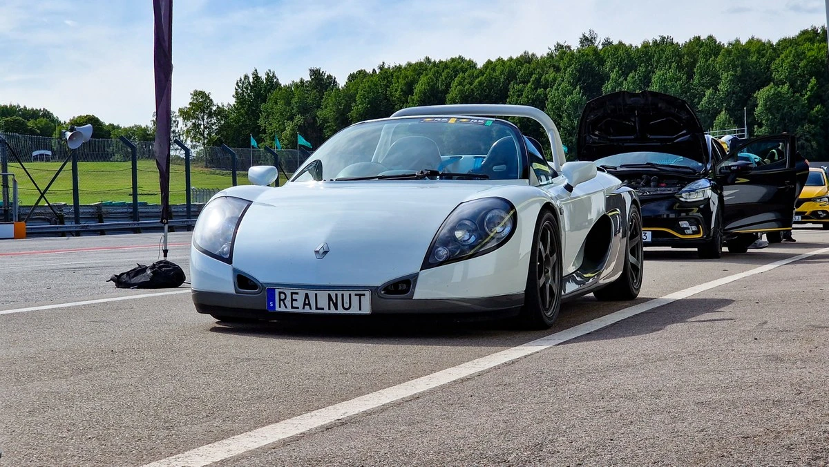 1997 Renault Spider - Image 10 of 30