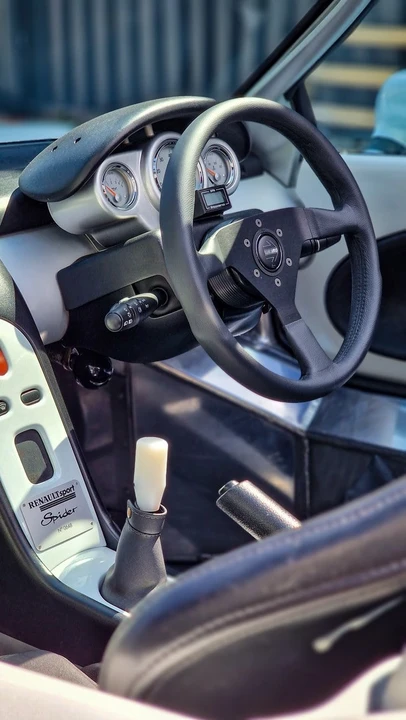 1997 Renault Spider - Image 30 of 30