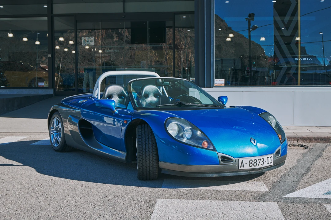 1997 Renault Spider - Image 10 of 31