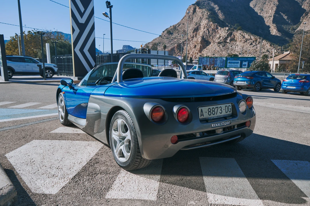 1997 Renault Spider - Image 6 of 31
