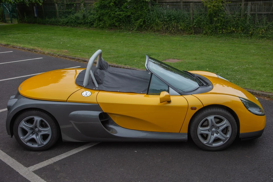 1997 Renault Spider - Image 28 of 30