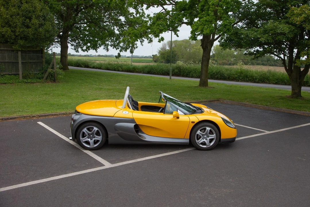 1997 Renault Spider - Image 10 of 30
