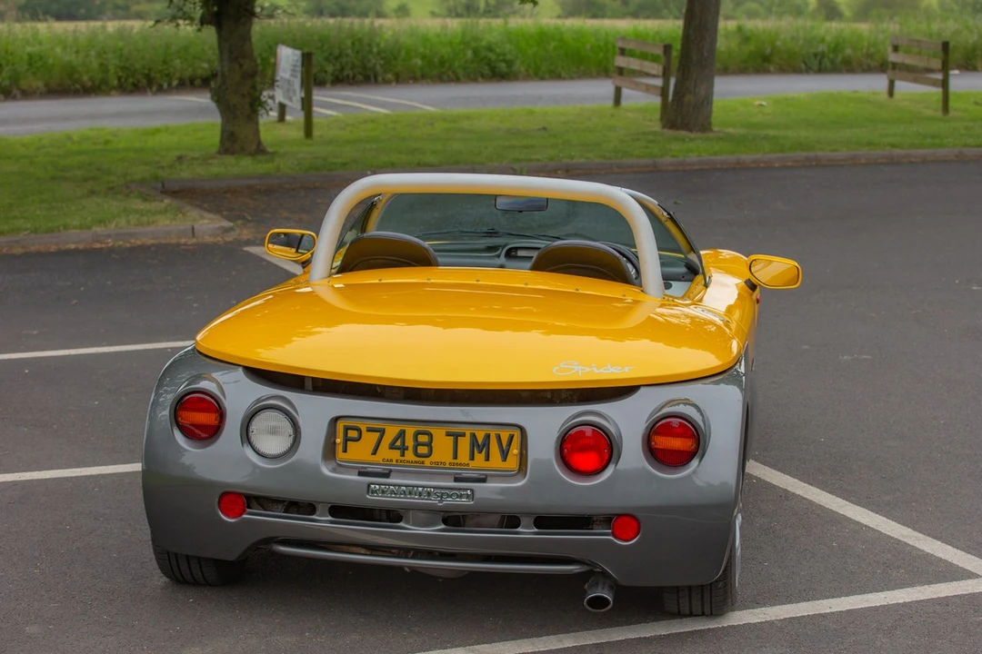 1997 Renault Spider - Image 18 of 30
