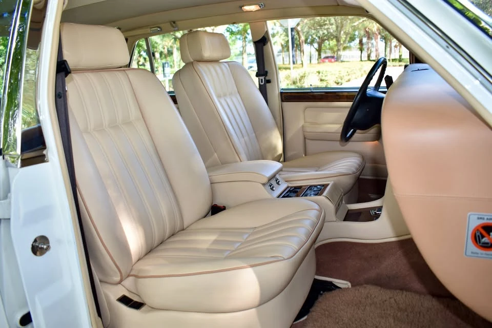 1997 Rolls-Royce Silver Dawn - Image 10 of 12