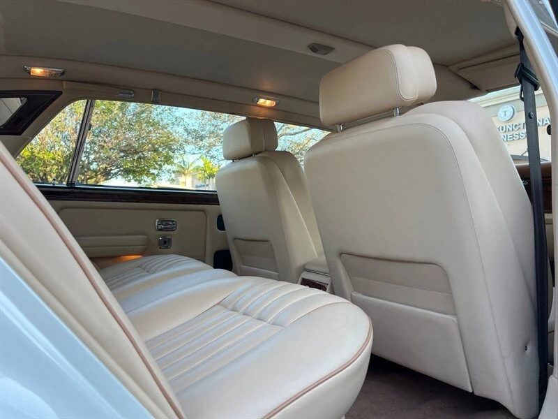 1997 Rolls-Royce Silver Dawn - Image 10 of 20