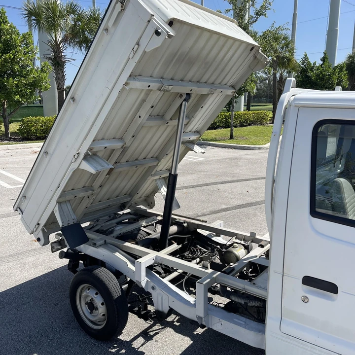 1997 Suzuki Carry & Every 9th Gen - Image 11 of 12
