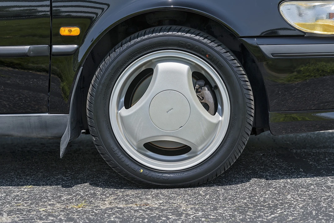 1997 Saab 900 2nd Gen - Image 23 of 31