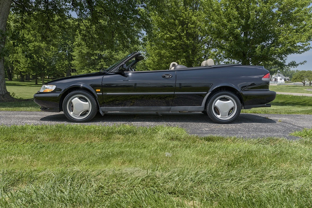 1997 Saab 900 2nd Gen - Image 9 of 31
