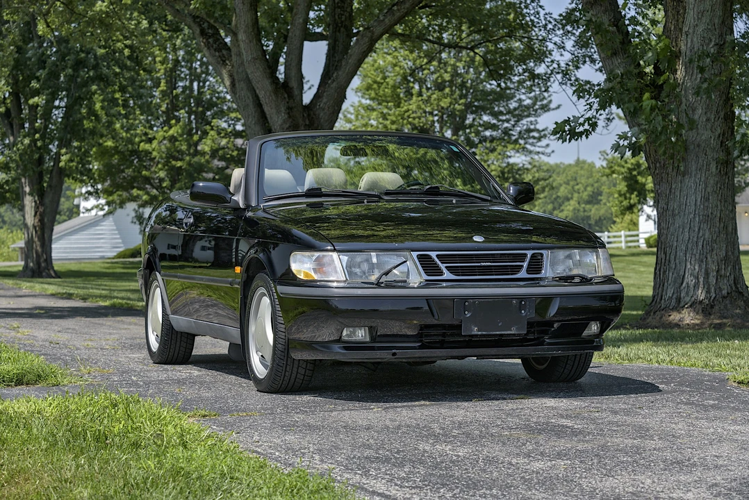1997 Saab 900 2nd Gen - Image 2 of 31