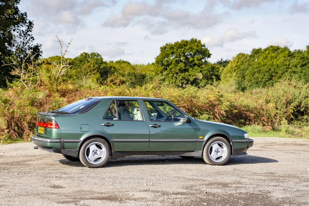 1997 Saab 9000 - Image 11 of 30