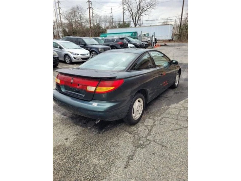 1997 Saturn - Image 3 of 9