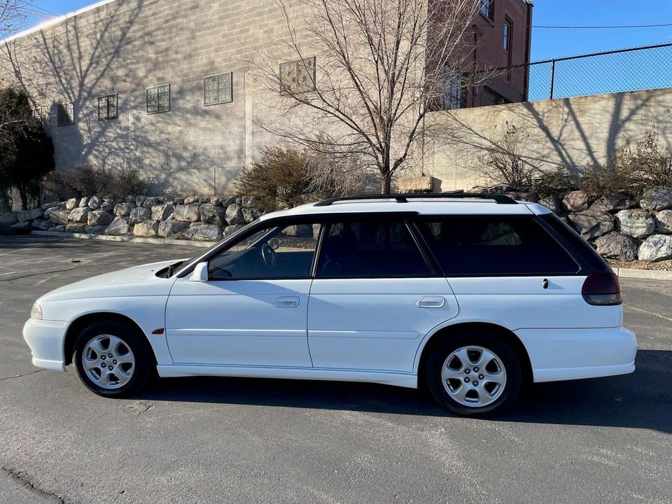 1997 Subaru Legacy 2nd Gen - Image 9 of 31