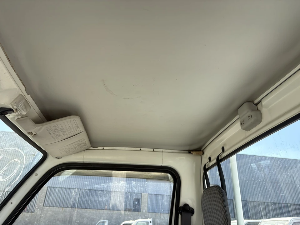 1997 Subaru Sambar 5th Gen - Image 13 of 31