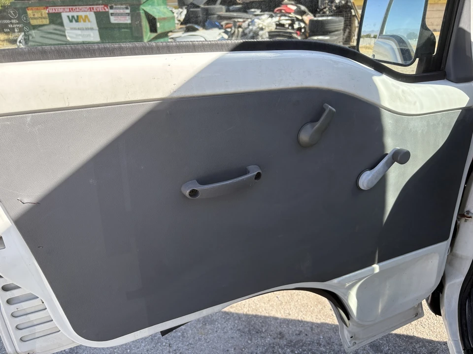 1997 Subaru Sambar 5th Gen - Image 10 of 31
