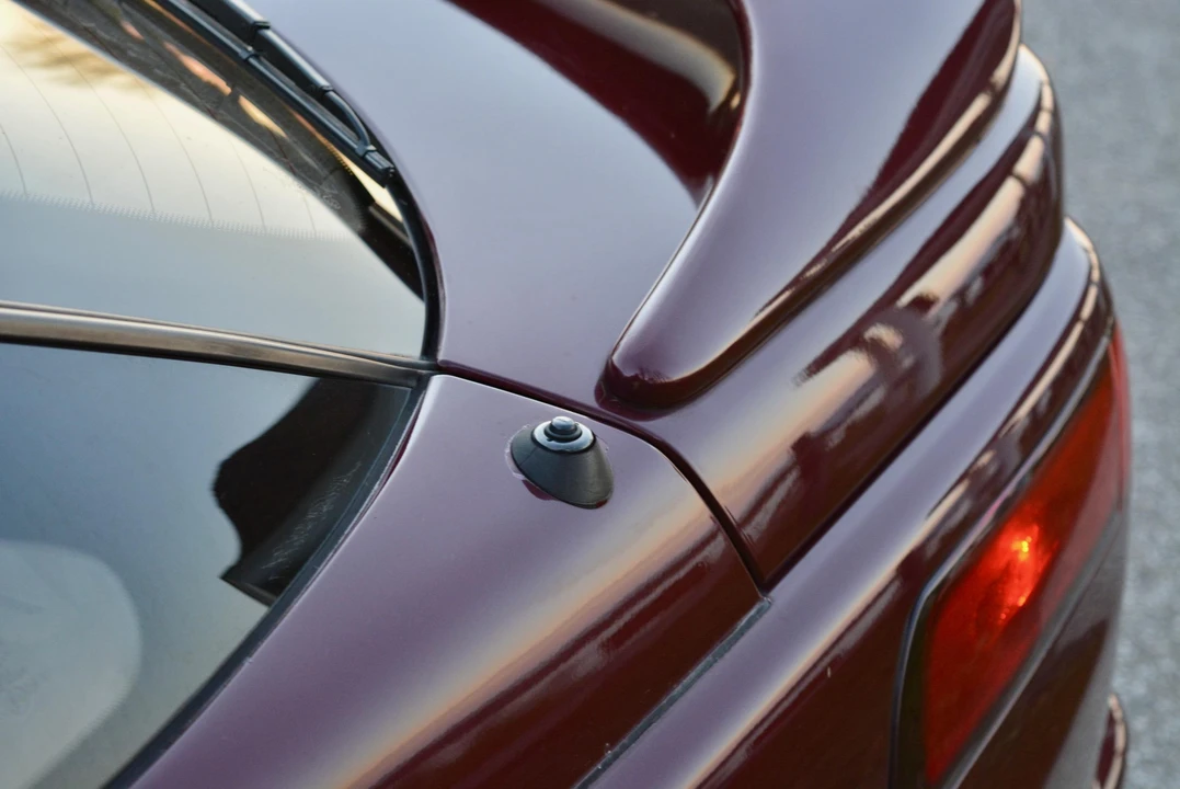 1997 Subaru SVX - Image 26 of 31