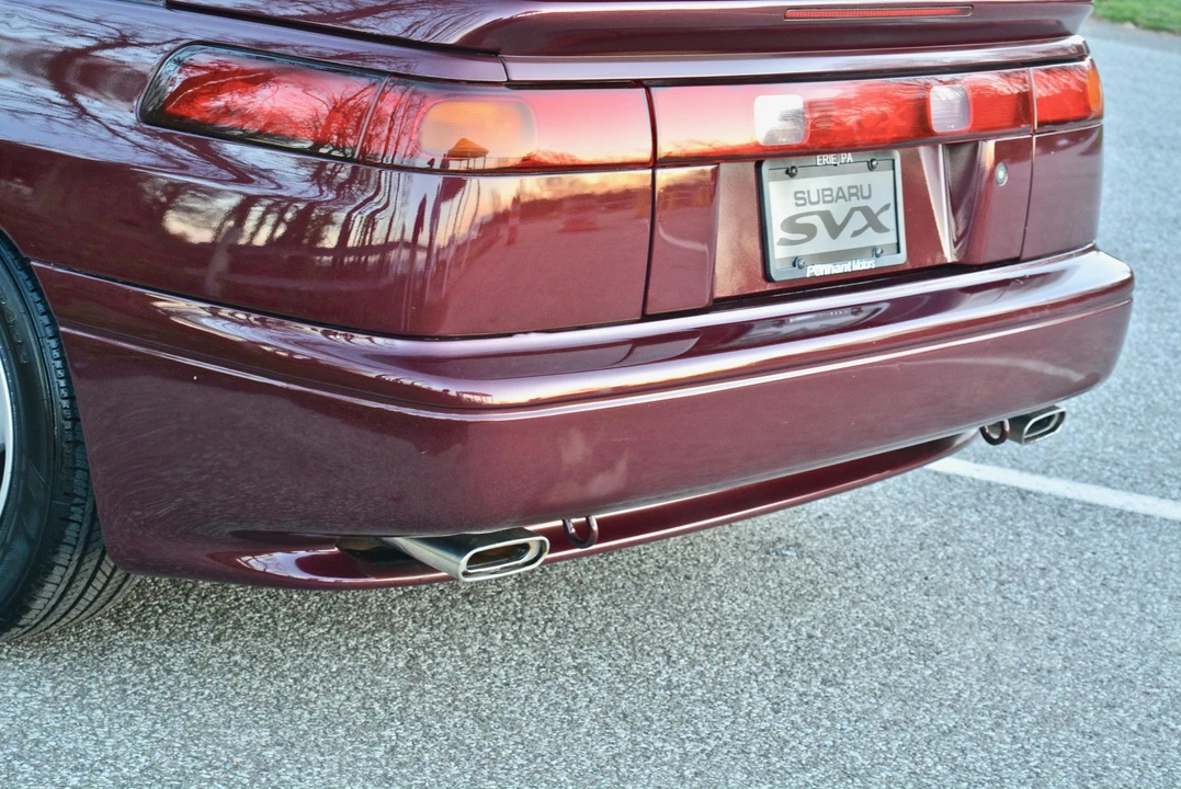 1997 Subaru SVX - Image 22 of 31