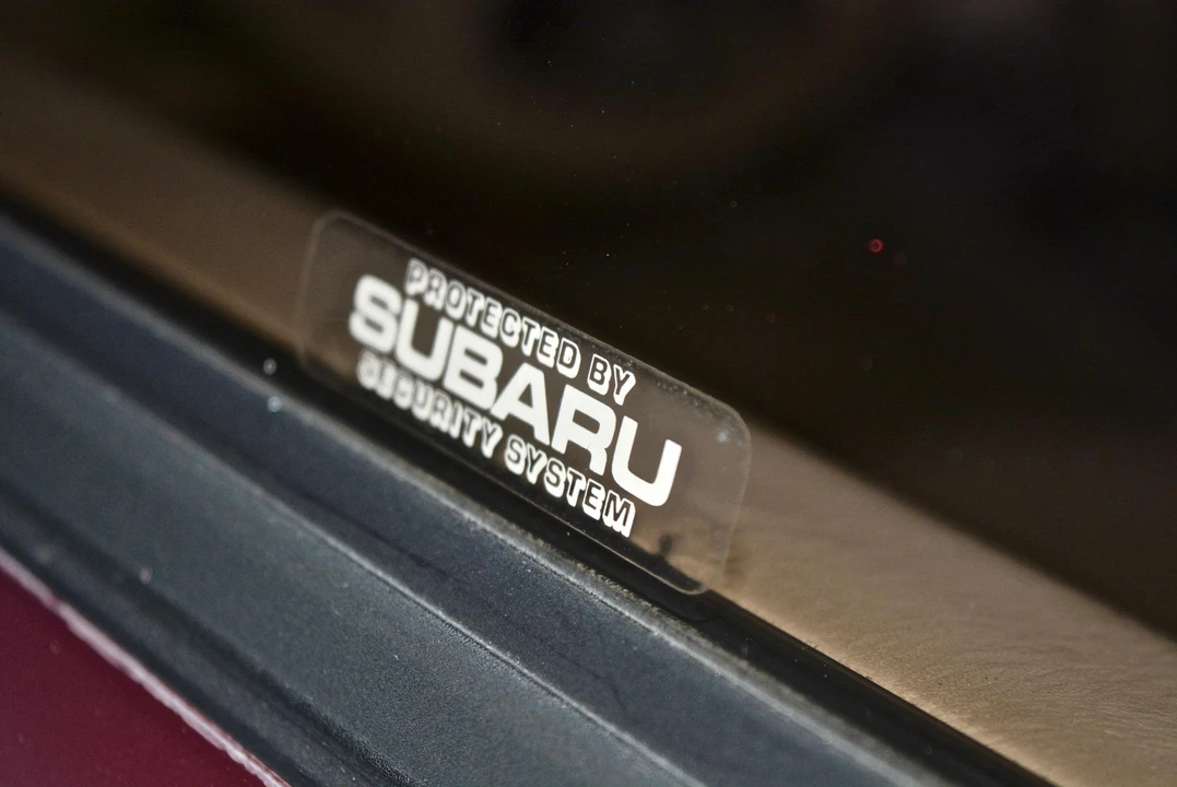 1997 Subaru SVX - Image 20 of 31