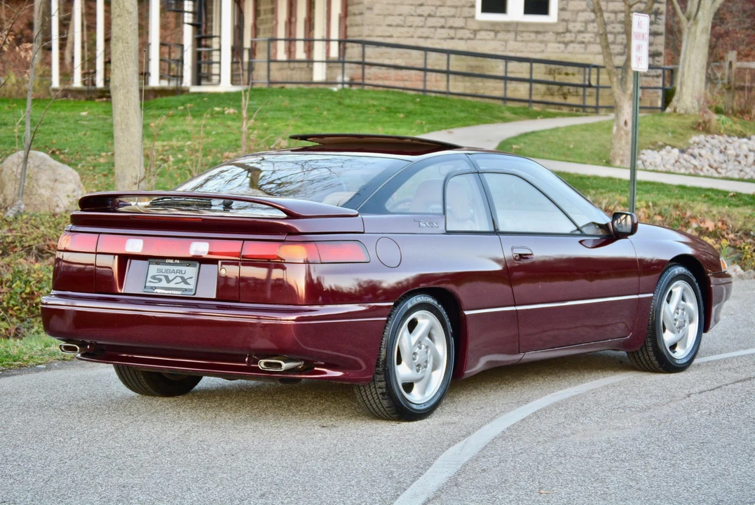 1997 Subaru SVX - Image 5 of 31