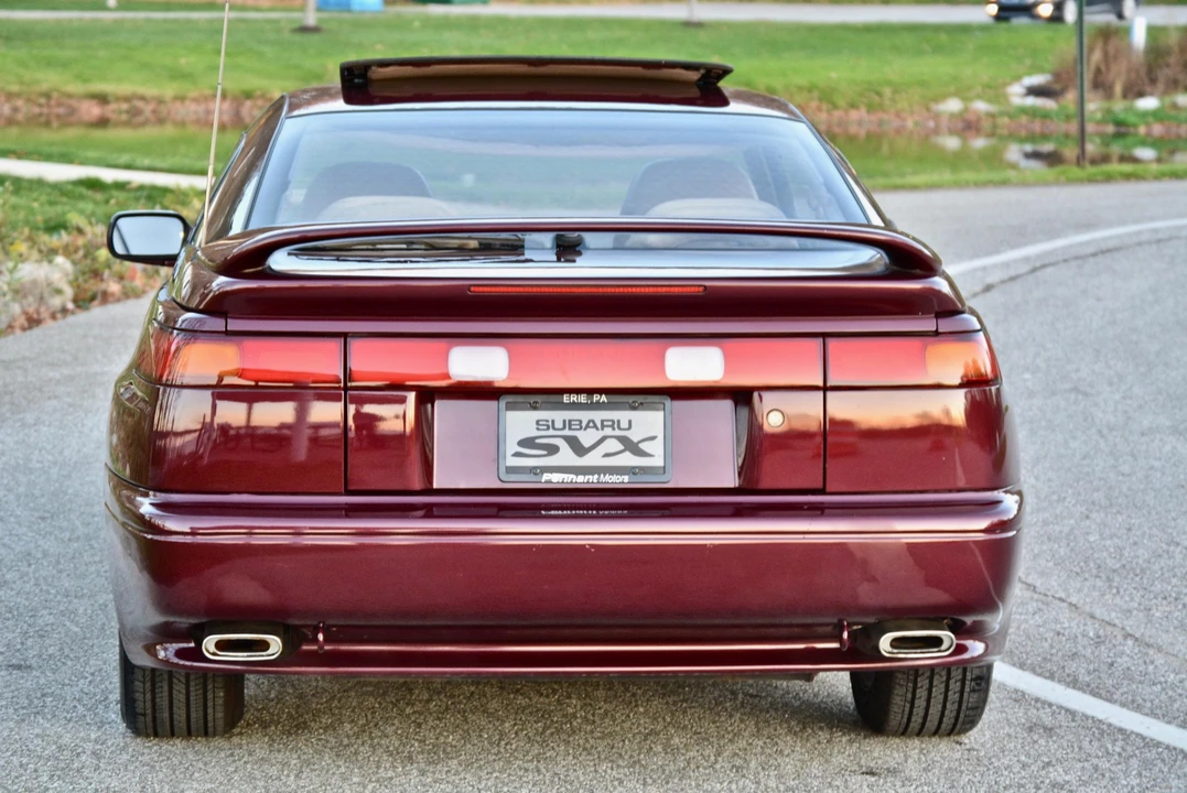 1997 Subaru SVX - Image 7 of 31