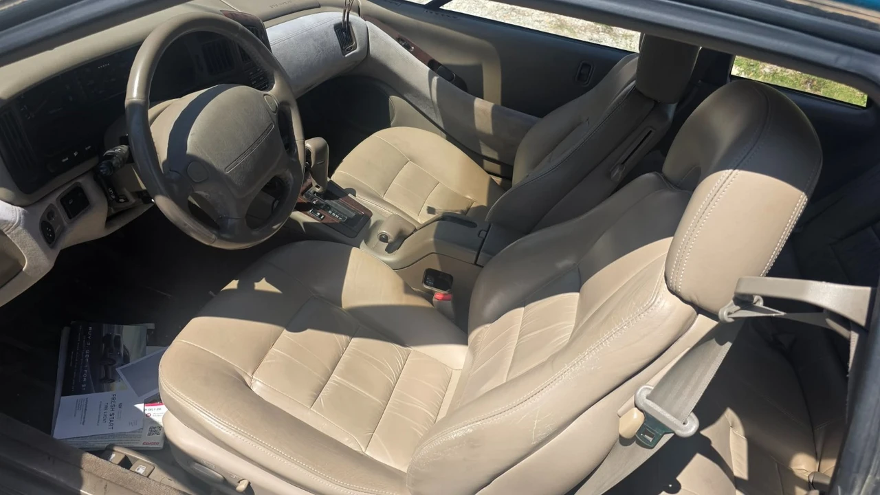 1997 Subaru SVX - Image 2 of 13