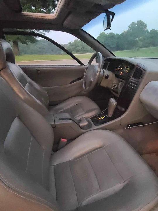1997 Subaru SVX - Image 17 of 20