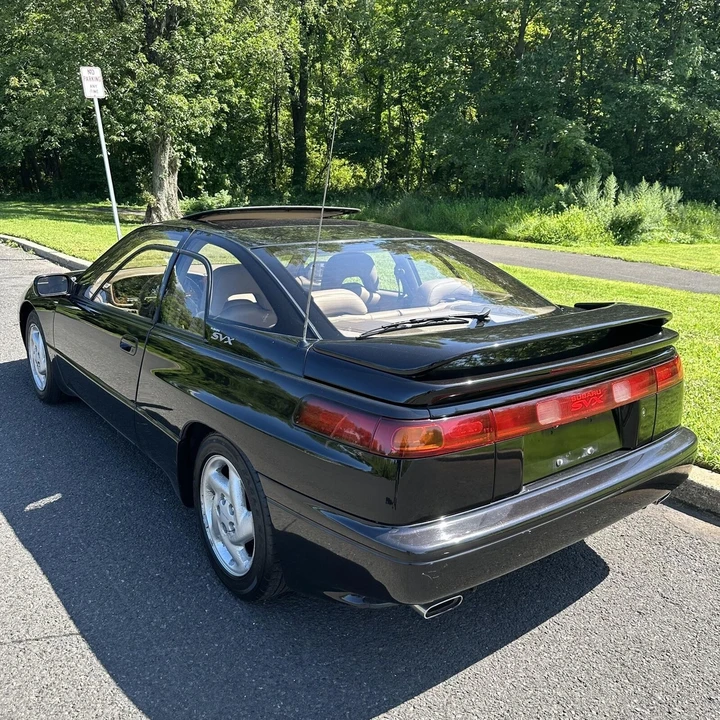 1997 Subaru SVX - Image 7 of 21