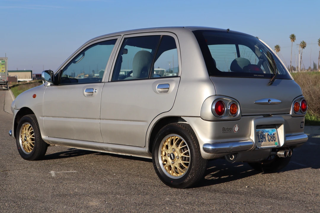 1997 Subaru Vivio - Image 13 of 30