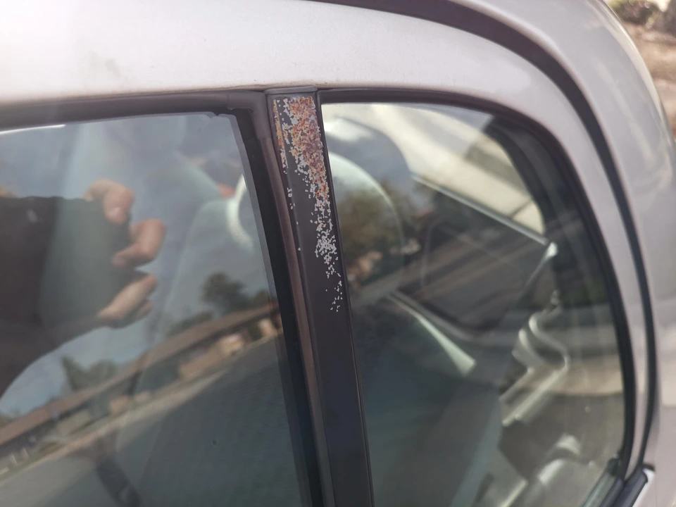 1997 Subaru Vivio - Image 25 of 31