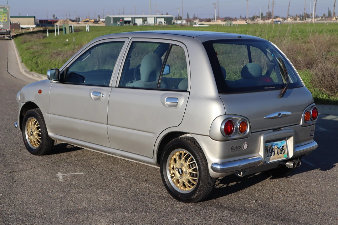 1997 Subaru Vivio - Image 14 of 30