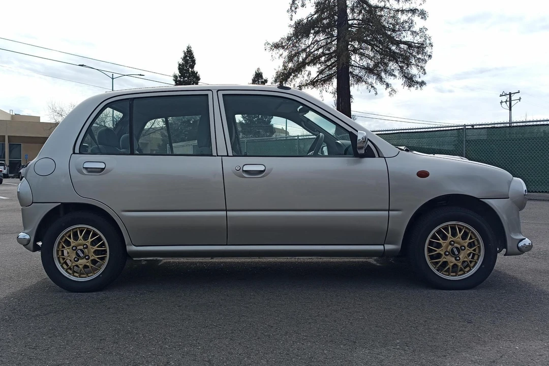 1997 Subaru Vivio - Image 3 of 31