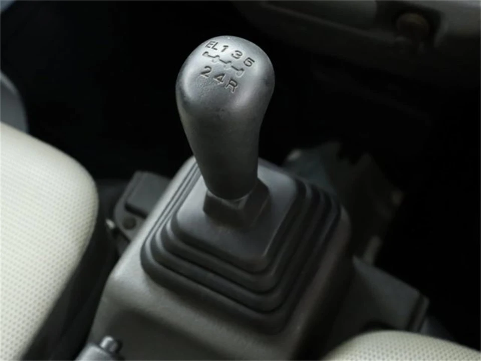 1997 Suzuki Carry & Every 9th Gen - Image 16 of 31