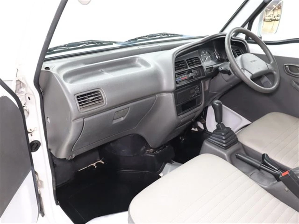 1997 Suzuki Carry & Every 9th Gen - Image 18 of 31