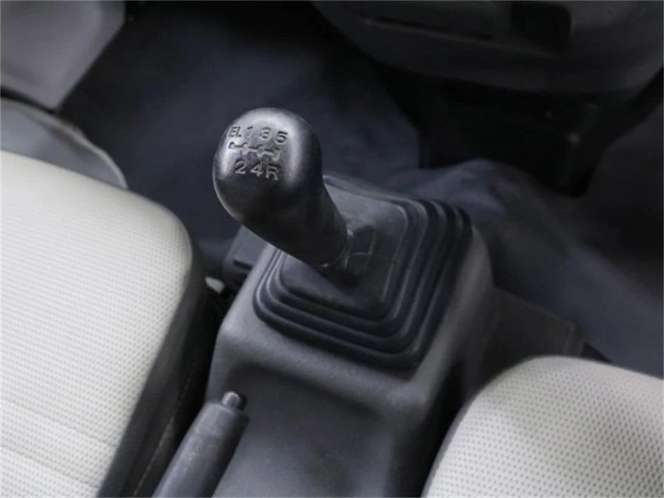 1997 Suzuki Carry & Every 9th Gen - Image 12 of 31