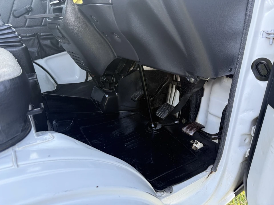 1997 Suzuki Carry & Every 9th Gen - Image 26 of 31