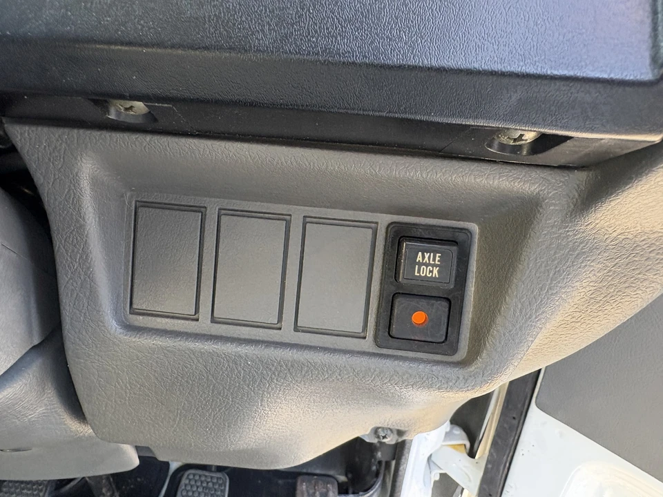 1997 Suzuki Carry & Every 9th Gen - Image 12 of 21