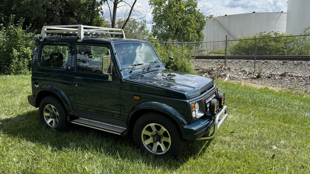 1997 Suzuki Jimny 2nd Gen - Image 9 of 31