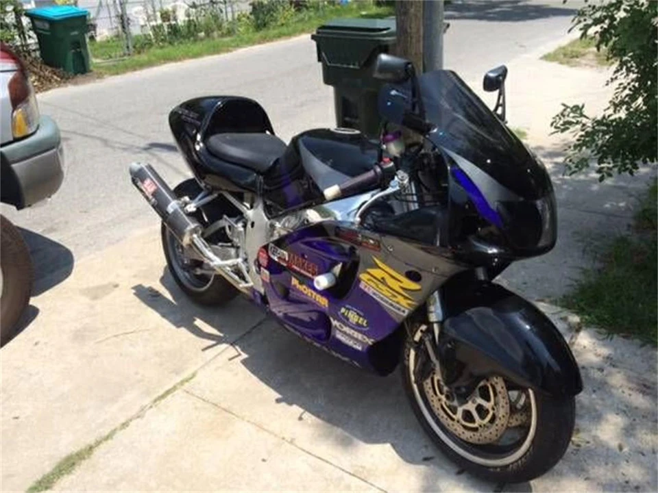 1997 Suzuki Motorcycles - Image 4 of 4