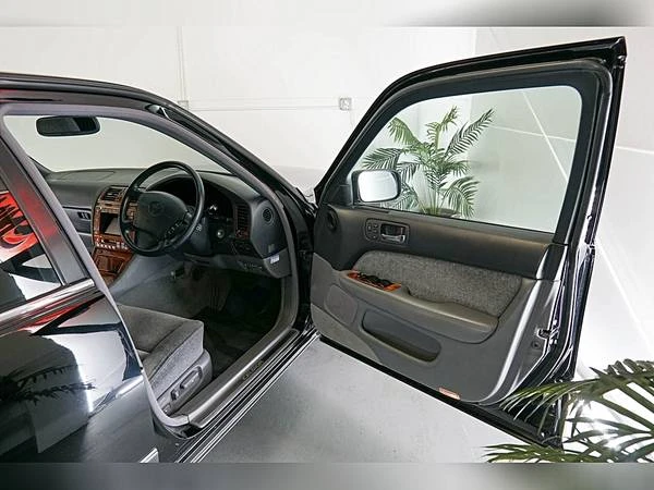 1997 Toyota Celsior 2nd Gen - Image 9 of 21